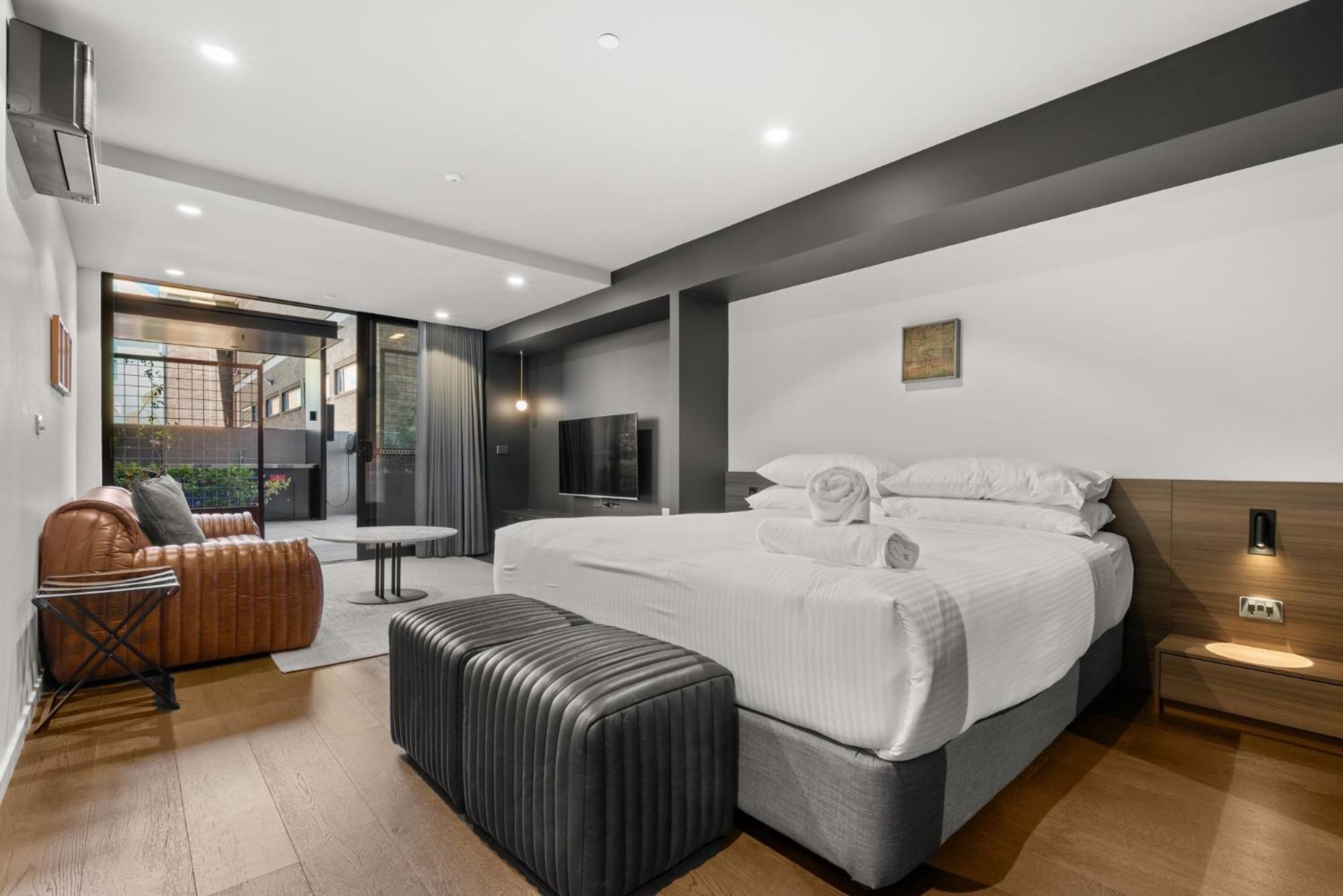 Convenient Braddon With Parking Canberra